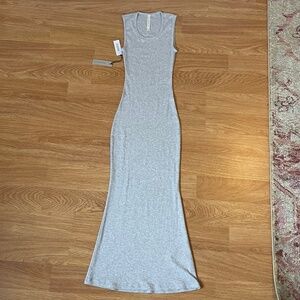 NWT Aritzia Quiet Lounge Dress XS Heather Chrome Gray